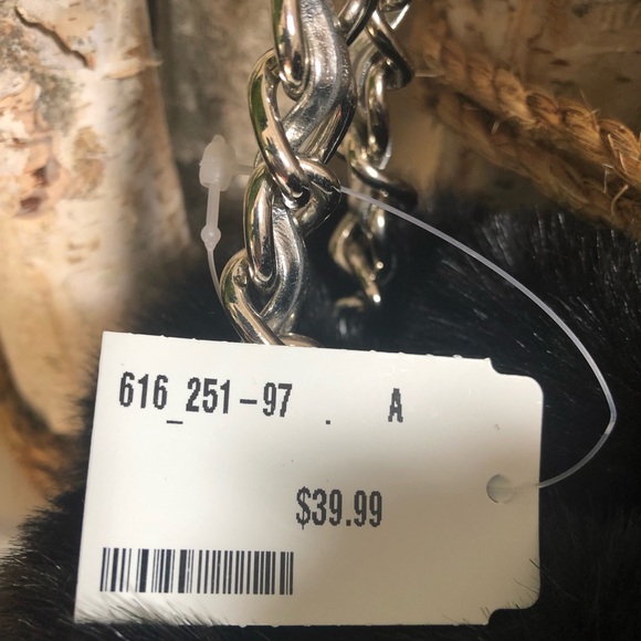 ALDO - Plush Handbag - Picture 6 of 6